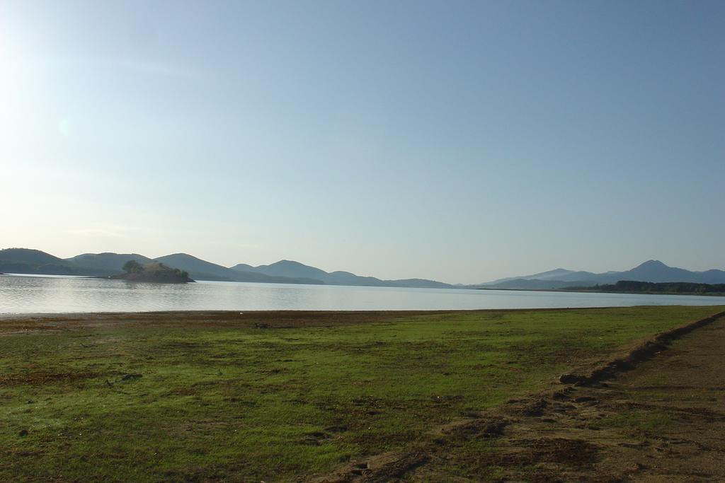 The Lake'S House Kryonerion Exterior photo